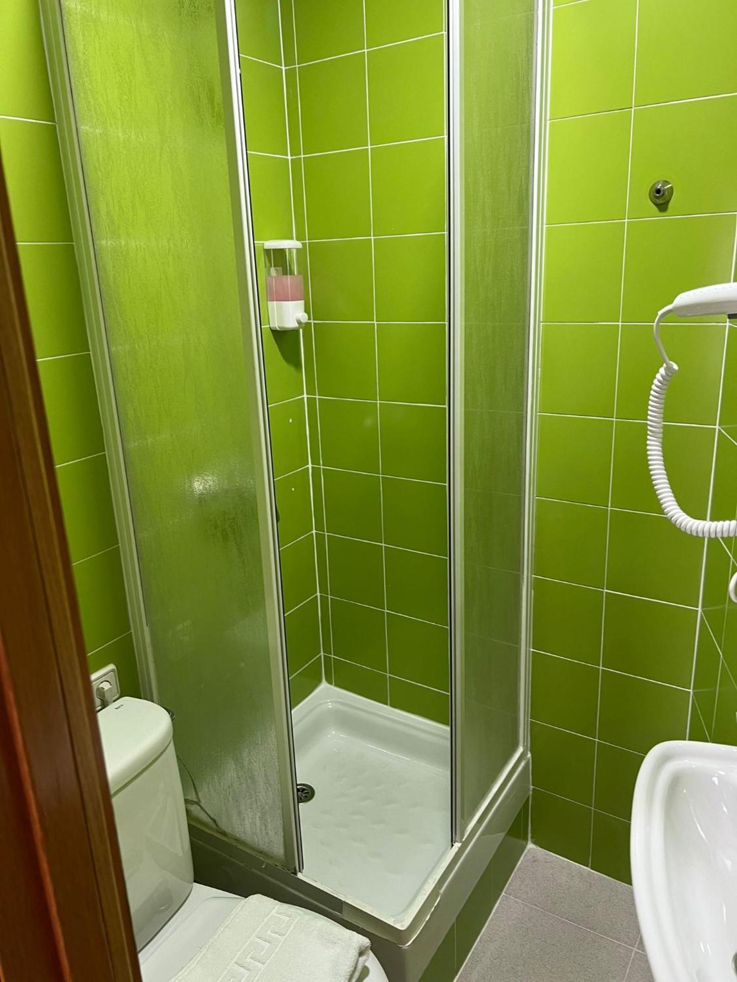 Hostal Flat55Madrid Bagian luar foto