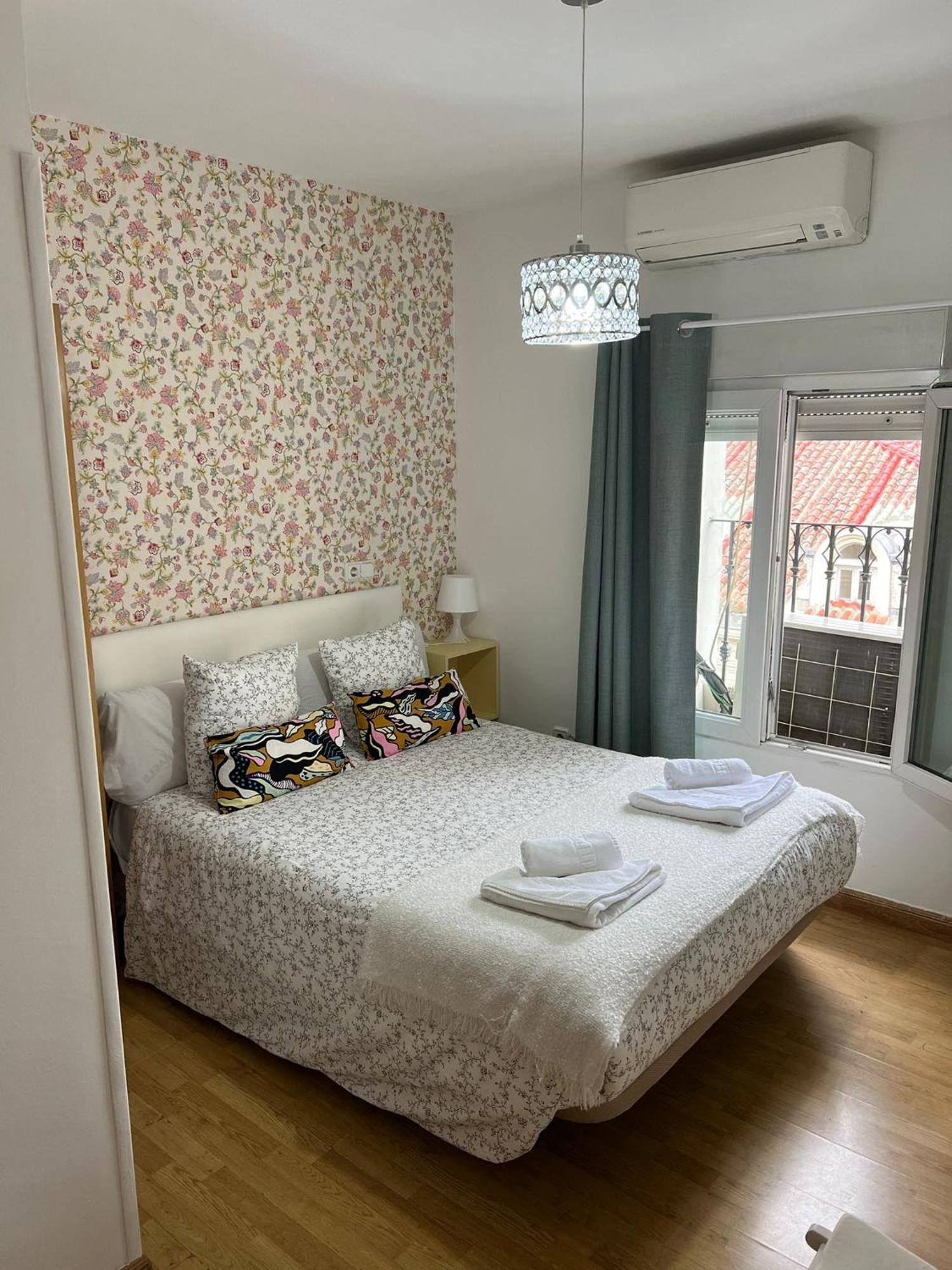 Hostal Flat55Madrid Bagian luar foto