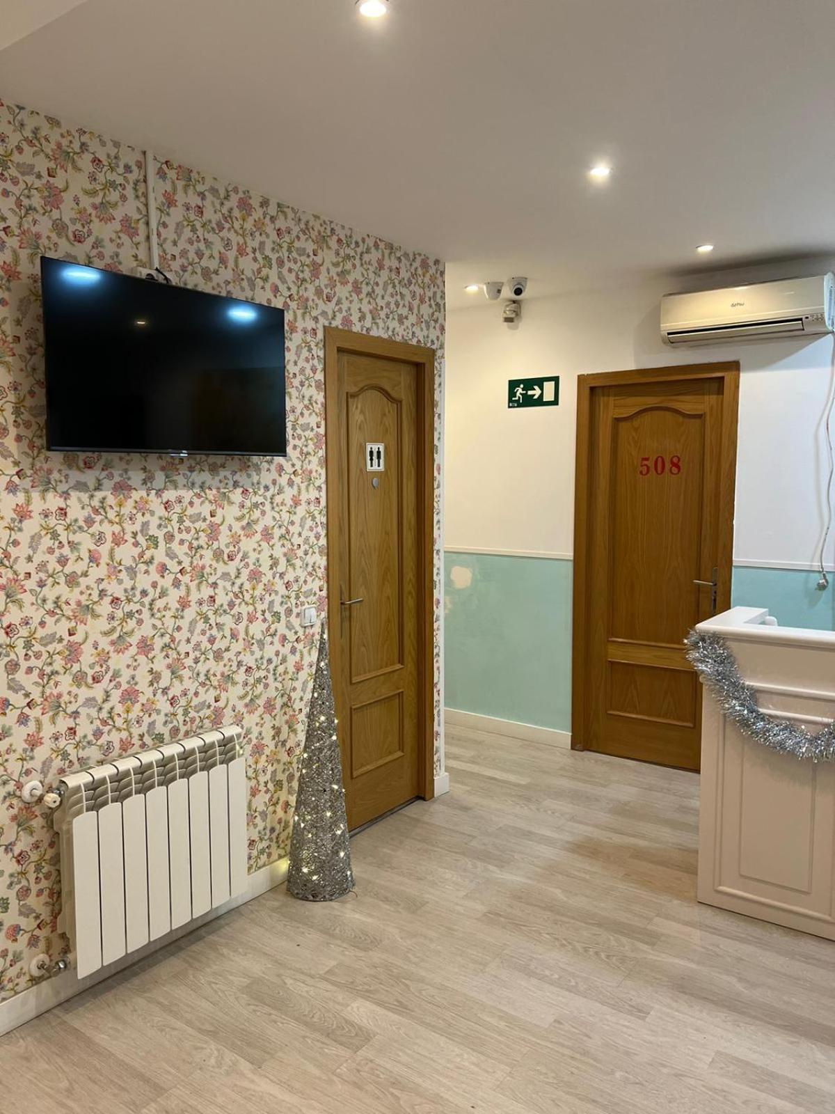 Hostal Flat55Madrid Bagian luar foto