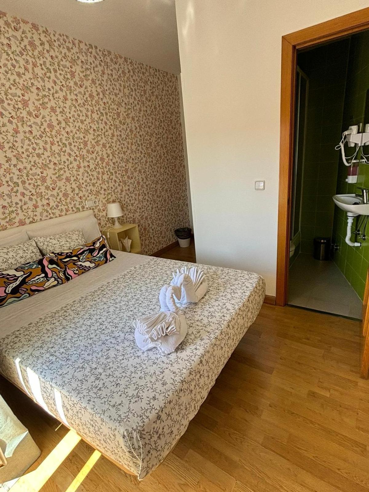 Hostal Flat55Madrid Bagian luar foto