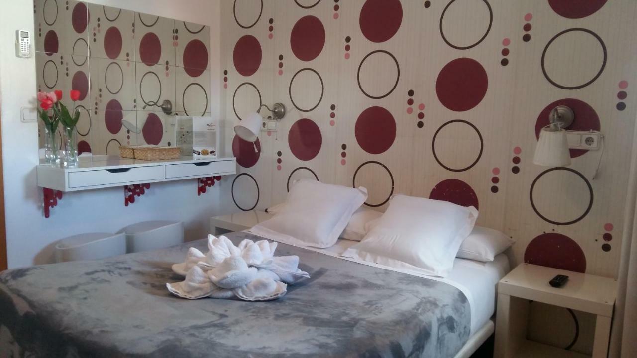 Hostal Flat55Madrid Bagian luar foto
